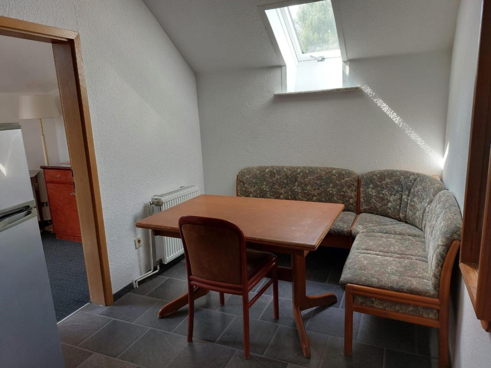 Hotel Gaestezimmer Gasthof Becker Wulfrath Exterior foto