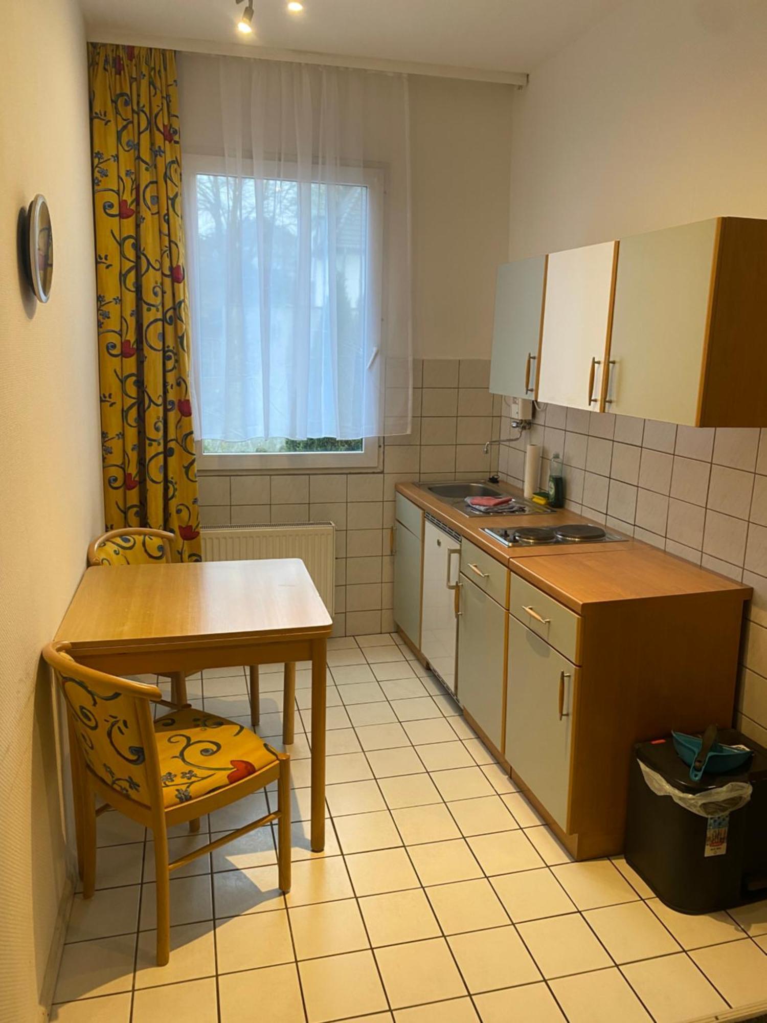 Hotel Gaestezimmer Gasthof Becker Wulfrath Exterior foto